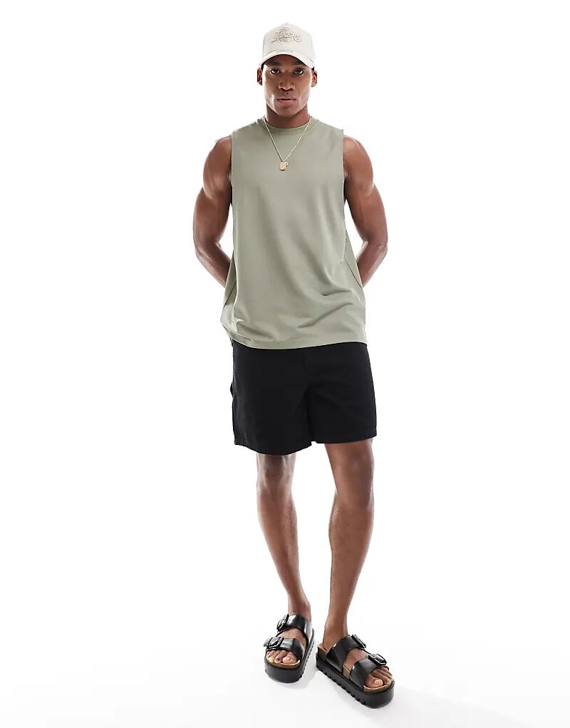 

Свободный топ-майка из спортивной сетки цвета хаки ASOS DESIGN