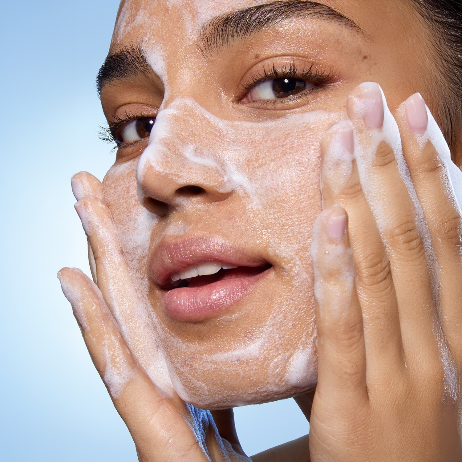 Пилинг Caudalie — Очищающая пенка для лица vinoperfect mikro-peeling , объем, 100 мл — фото 2