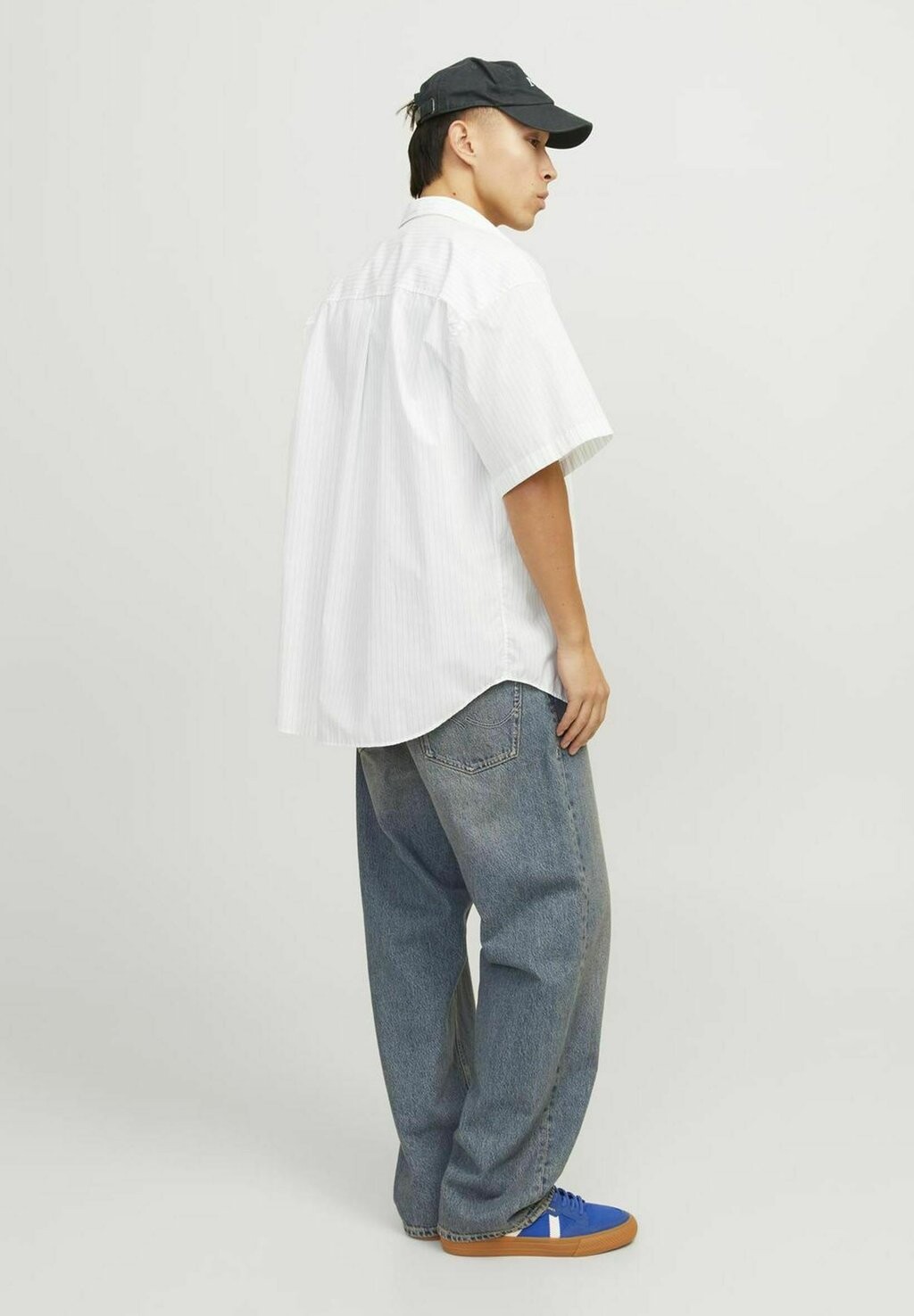 

Рубашка Oversize Fit Jack & Jones, слоновая кость