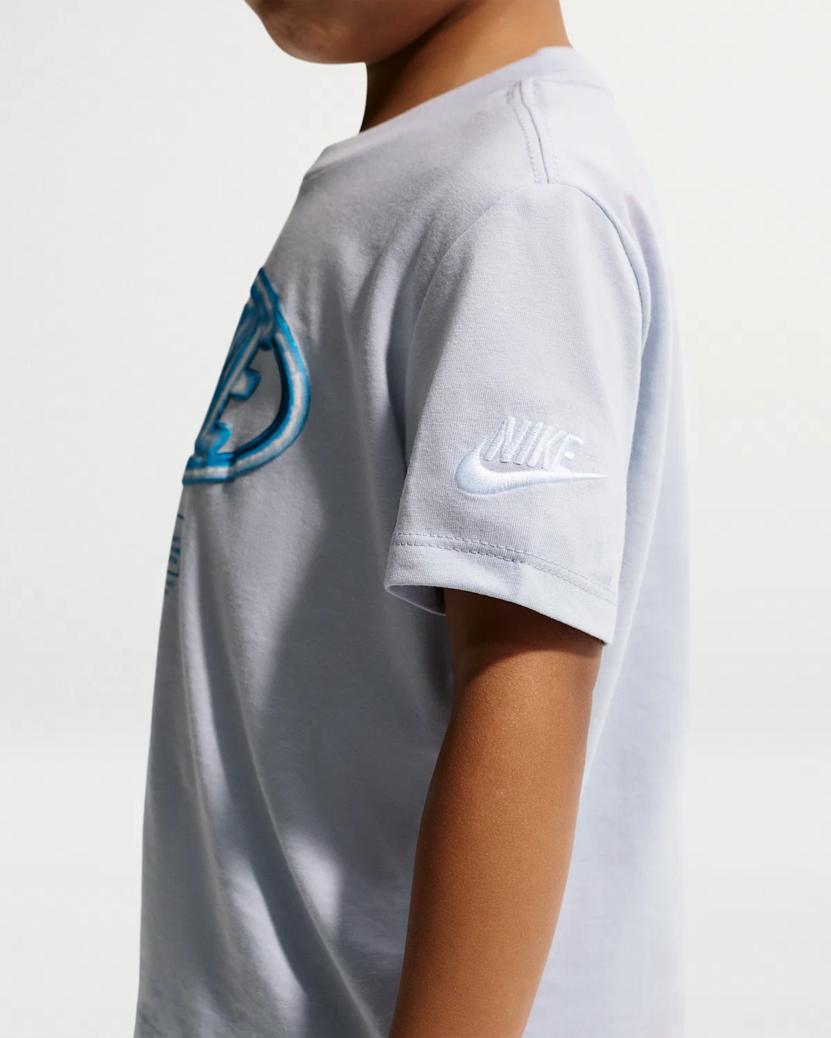 Детский набор из футболки и шорт с плавательным эффектом Nike Sportswear Club, Work Blue — фото 3