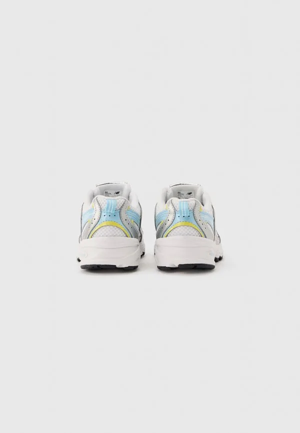 530 кроссовки светло-серебристого/голубого цвета New Balance, Light Silver-Coloured/Cloud Blue — фото 3
