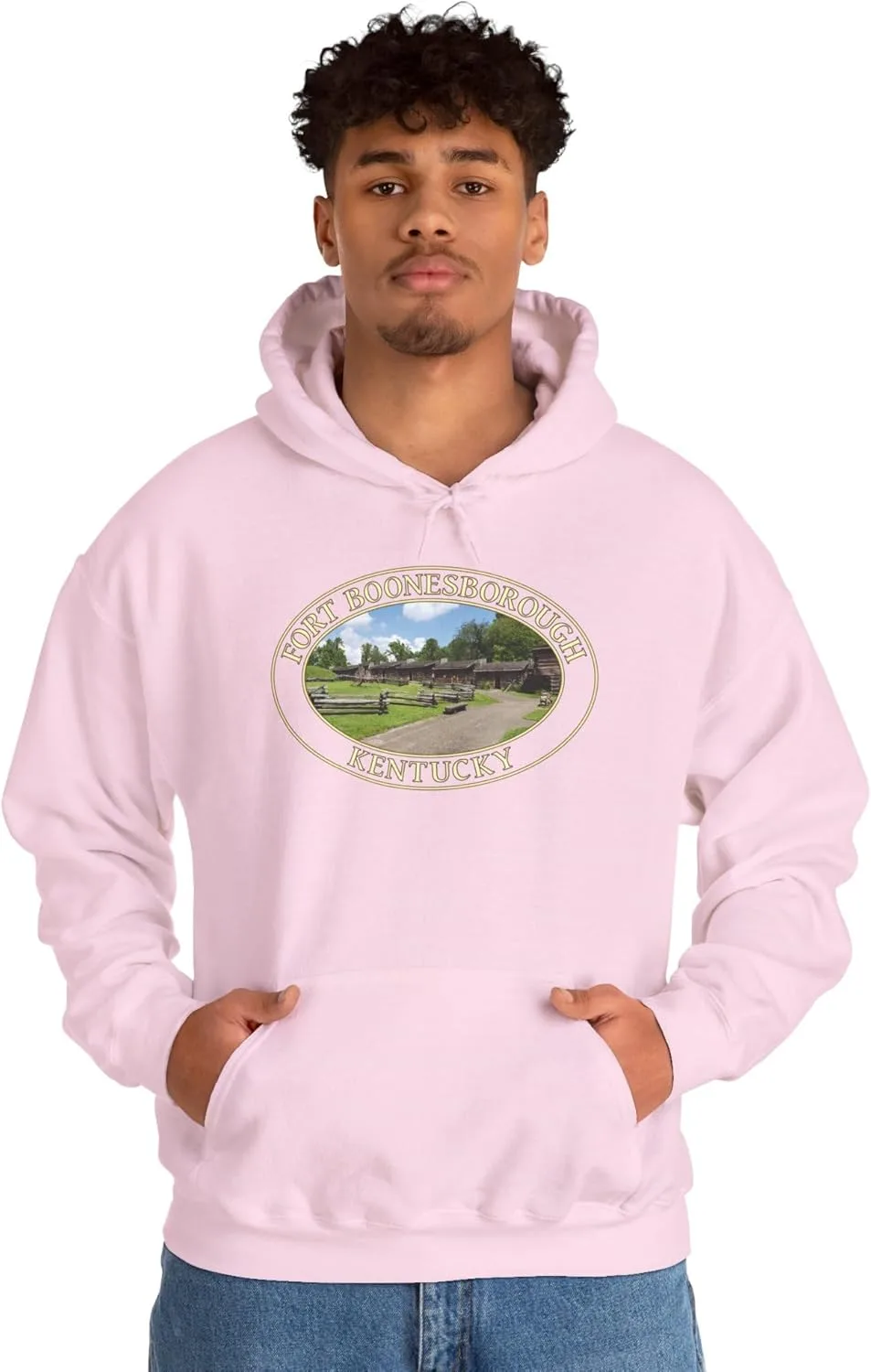 Толстовка с капюшоном Fort Boonesborough Kentucky - GentleSeas Cozy Pullover Sweatshirt - Дизайн, посвященный исторической достопримечательности - Мягкий теплый флис GENERIC, светло-розовый — фото 2