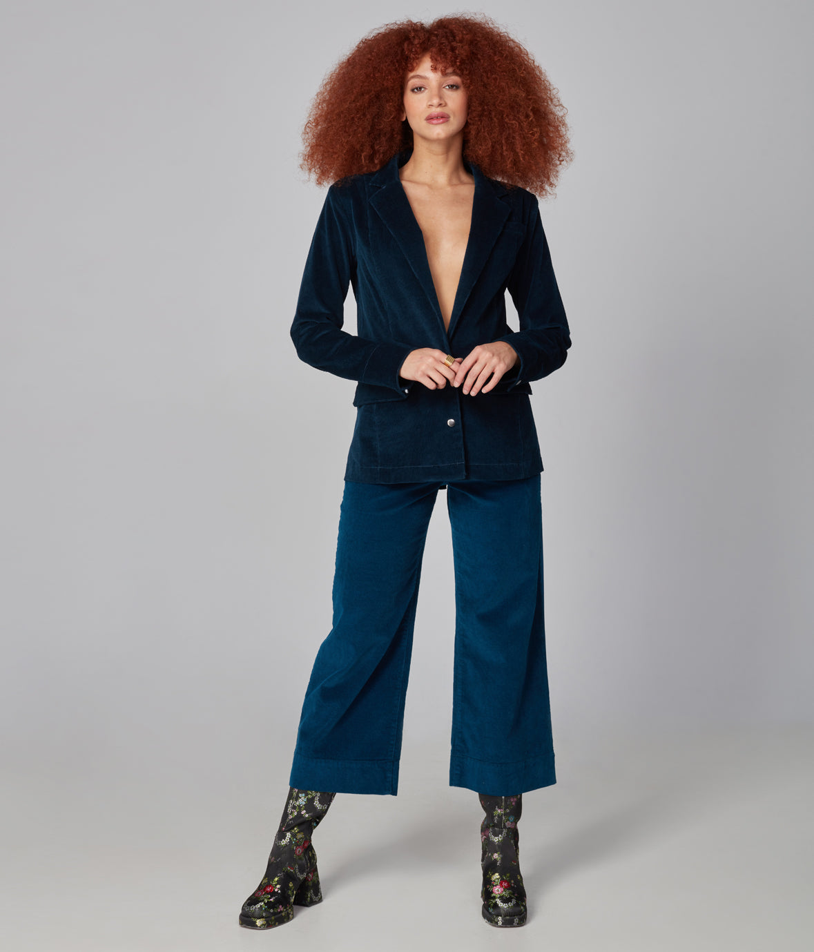 

Вельветовый пиджак MONACO-EB Lola Jeans, цвет ensign blue