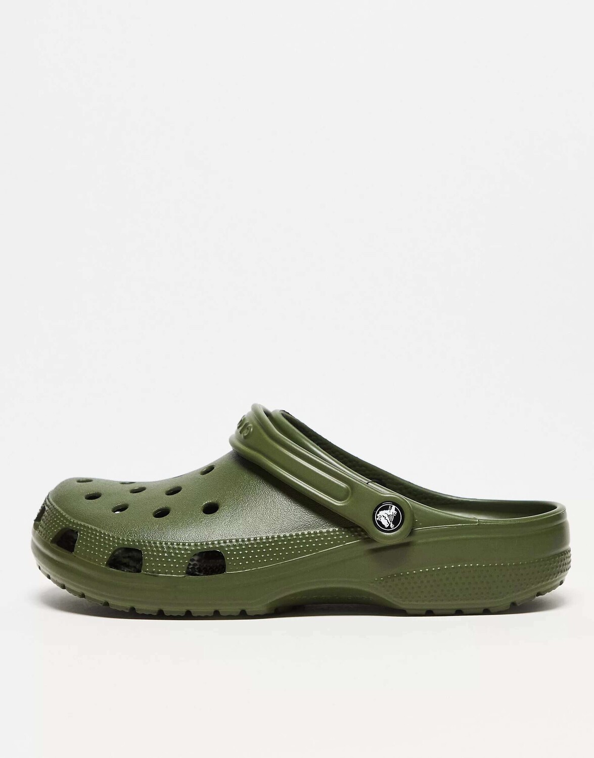 

Сабо Crocs Classic армейского зеленого цвета