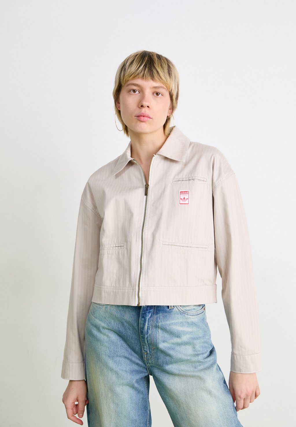

Летняя куртка CROP JACKET adidas Originals, бежевый