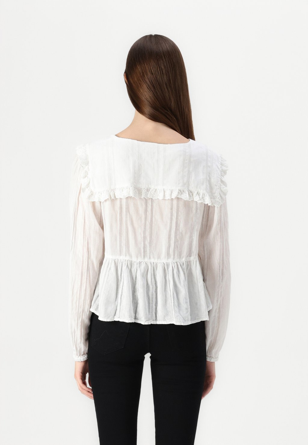 

Блуза COLLARED TIE UP SHIRT BDG Urban Outfitters, белый