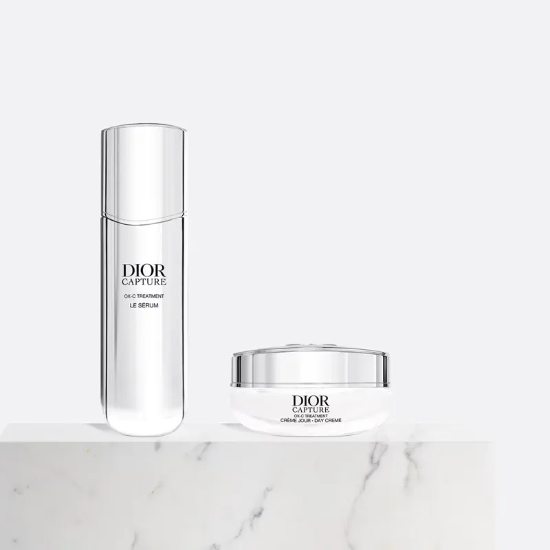 DIOR Набор для ухода за кожей увлажняющий и освежающий 50 мл + 50 г, Two-Piece Set: Revitalizing Essence 50ml+Moisturizing Hydrating Cream 50g — фото 3