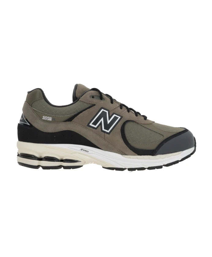 

Низкие кеды в стиле милитари New Balance, зеленый