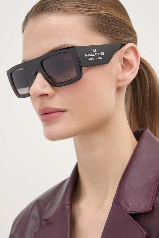 

Солнцезащитные очки Marc Jacobs, черный