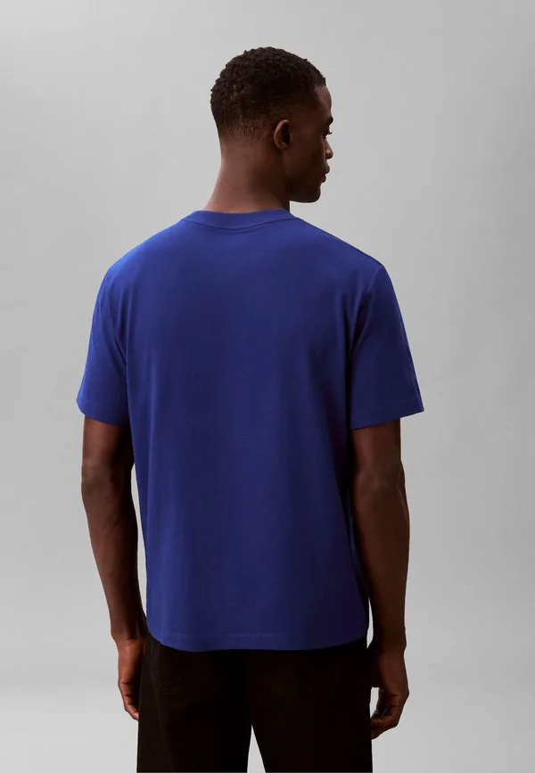 Футболка с графическим принтом в спортивном стиле Calvin Klein, Blue Majesty — фото 3
