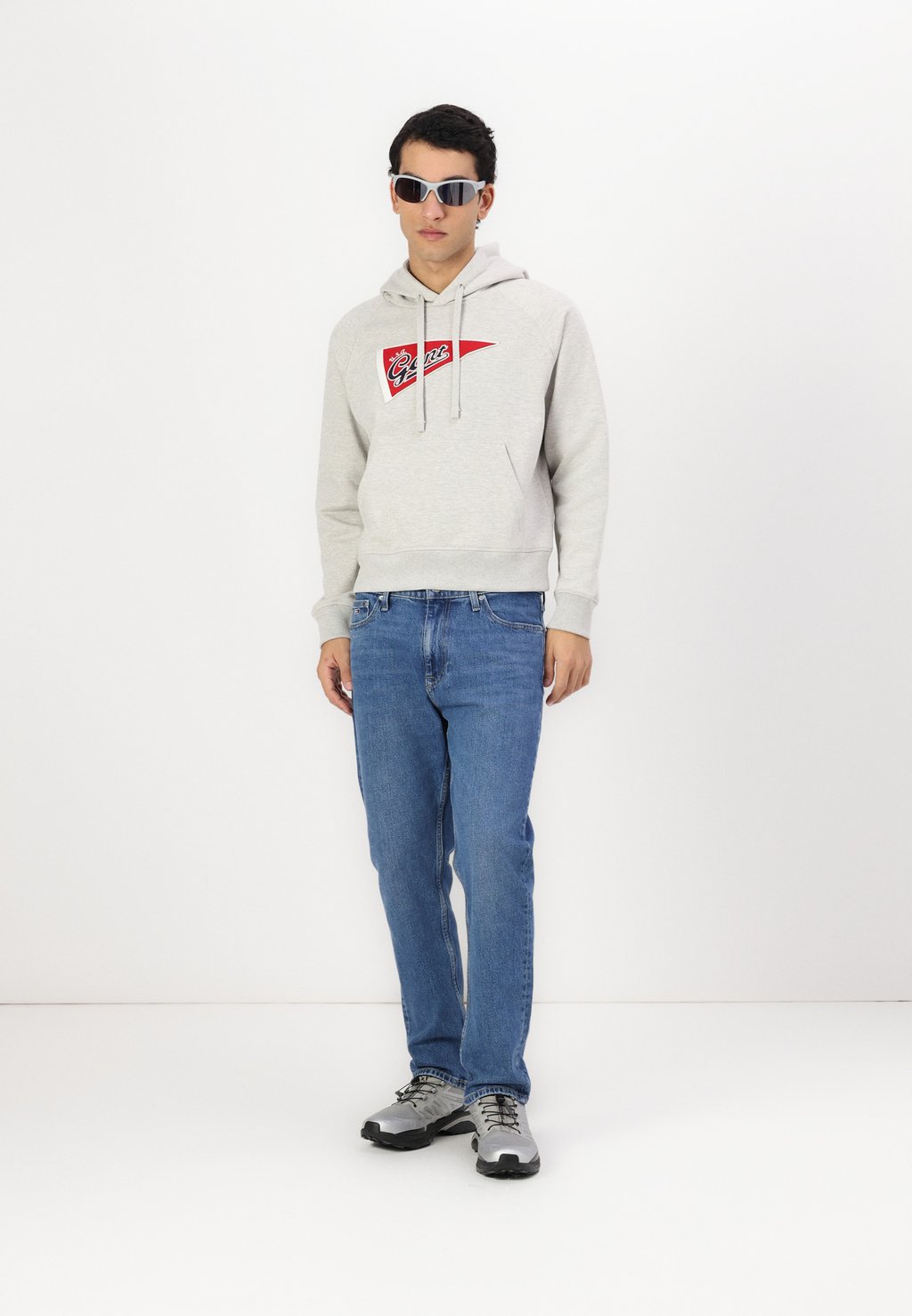

Толстовка EXCLUSIVE HERITAGE 2.0 BOXY VINTAGE SWEAT HOODIE GANT, серый