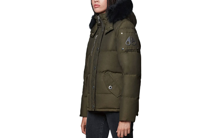 

Moose Knuckles Пуховик женский армейского зеленого цвета Army Green