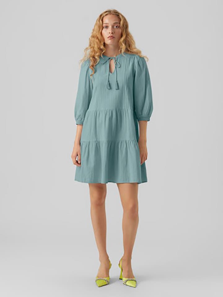 

Короткое платье Vero Moda, светло-синий