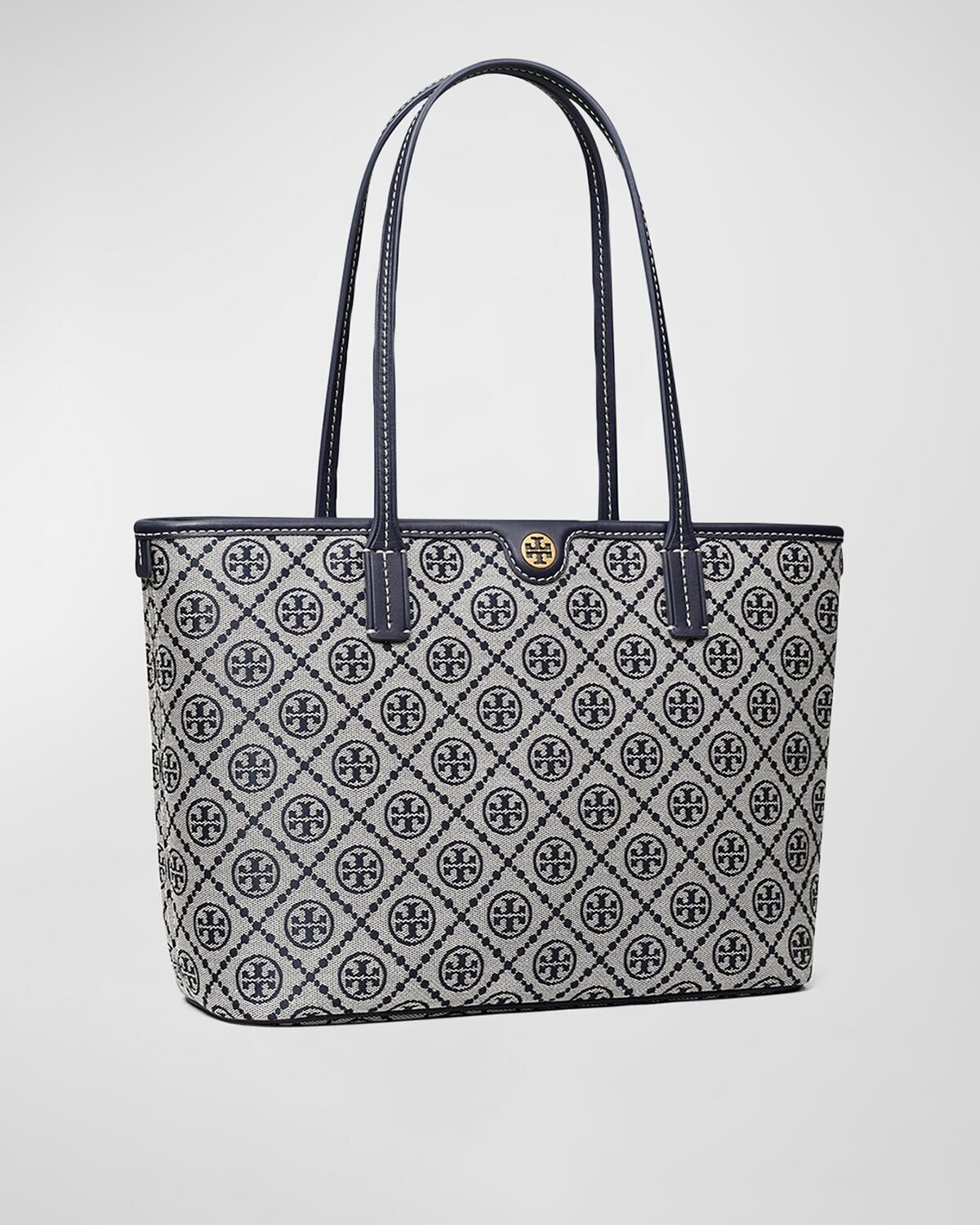 

Маленькая сумка-тоут из плотной ткани на молнии с буквой Т и монограммой Tory Burch, цвет Tory Navy