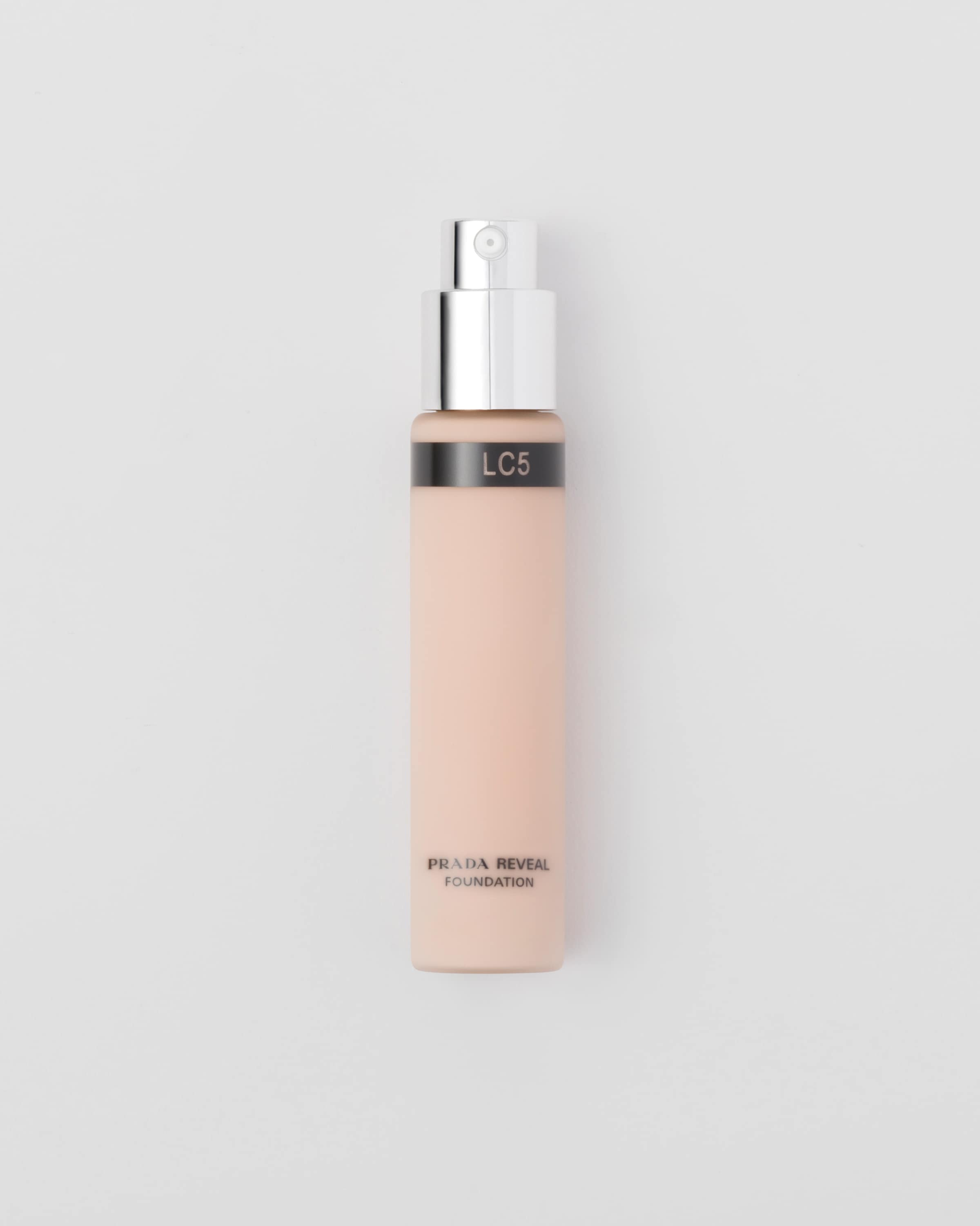 

Сменный блок тонального крема Prada Reveal Skin, оптимизирующий кожу - LC5 - СВЕТЛЫЙ ХОЛОДНЫЙ. Prada, светлый холодный