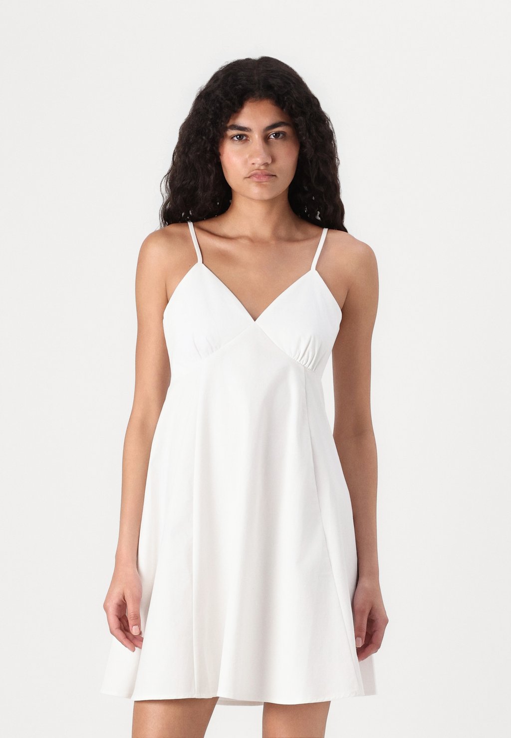

Повседневное платье ONLLOWA STRAP DRESS ONLY, белый