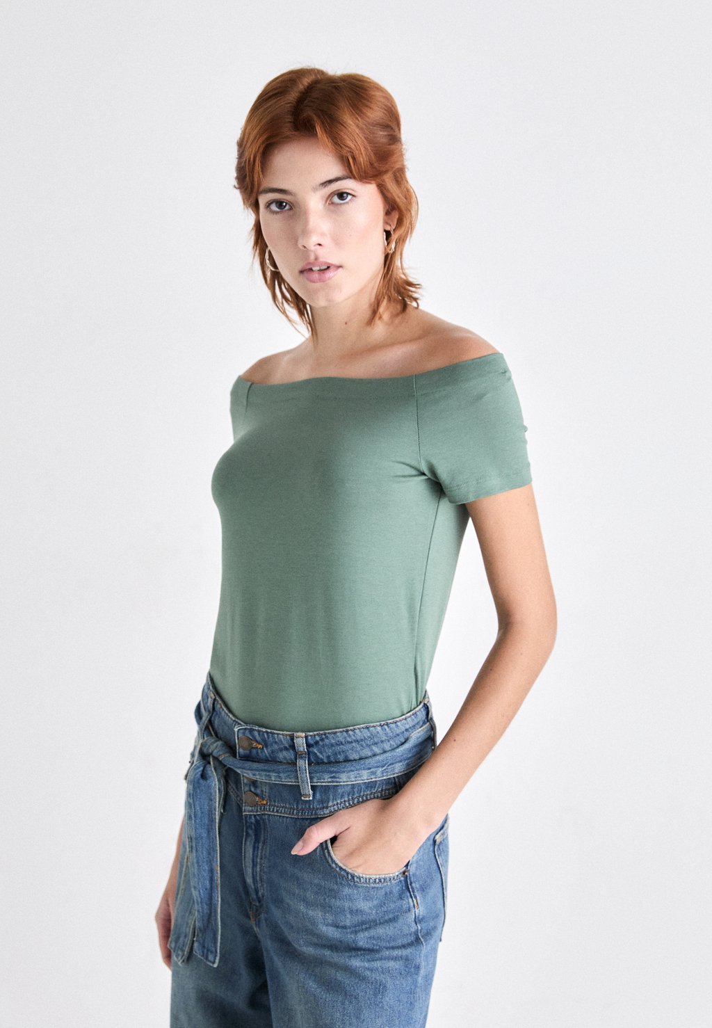 

Базовая футболка VMPANDA OFF SHOULDER Vero Moda, зеленый