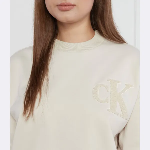 Толстовка обычного кроя из шенилла с круглым вырезом Calvin Klein, бежевый — фото 4