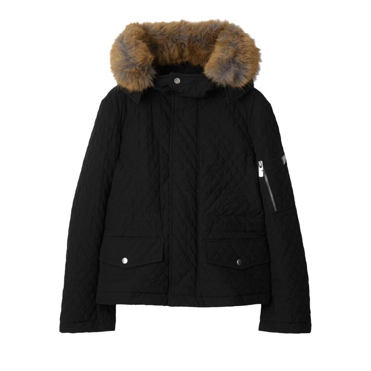 

Куртка Burberry Short Quilted Nylon Jacket, черный
