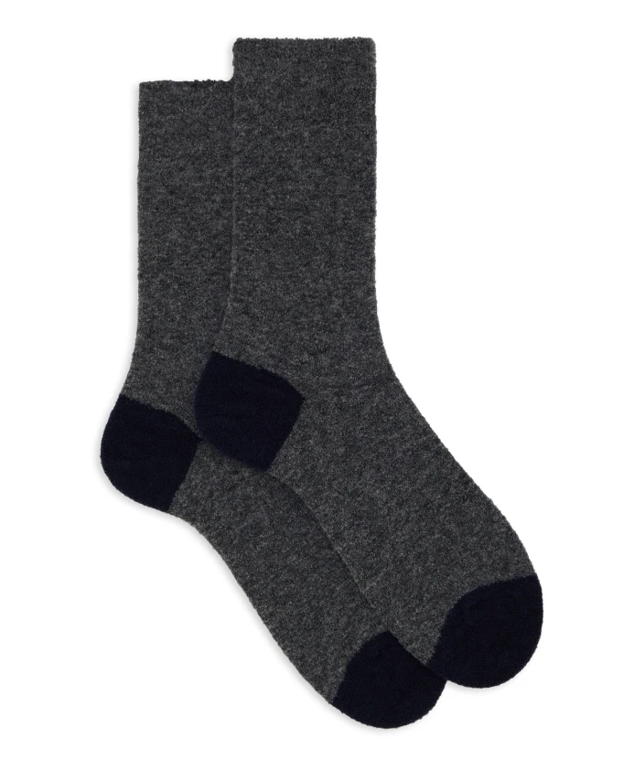 

Короткие однотонные серые носки из букле для мужчин с контрастными деталями. Gallo, мультиколор