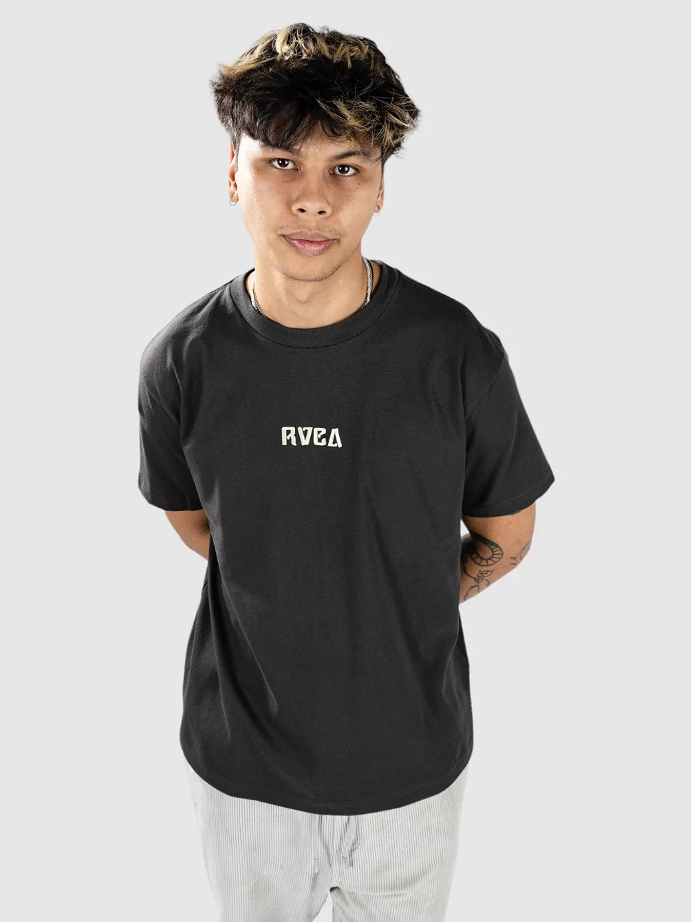 

Футболка Fly High Rvca, черный