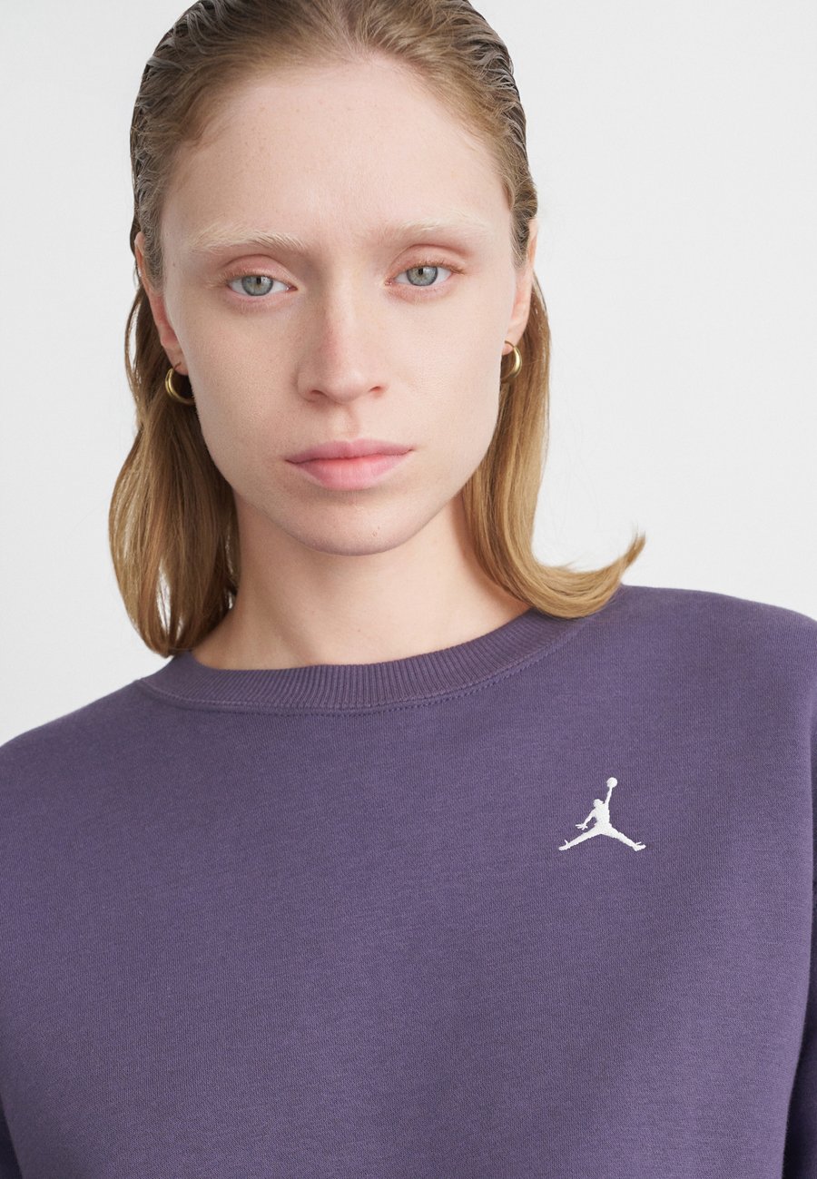 

Толстовка Jordan CREW, Dark Raisin/White/Purple