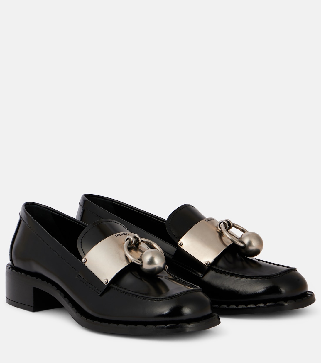 Декорированные кожаные лоферы Prada, черный