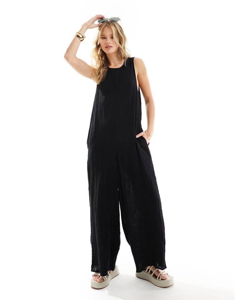 

ASOS DESIGN – черный комбинезон-кюлот с круглым вырезом