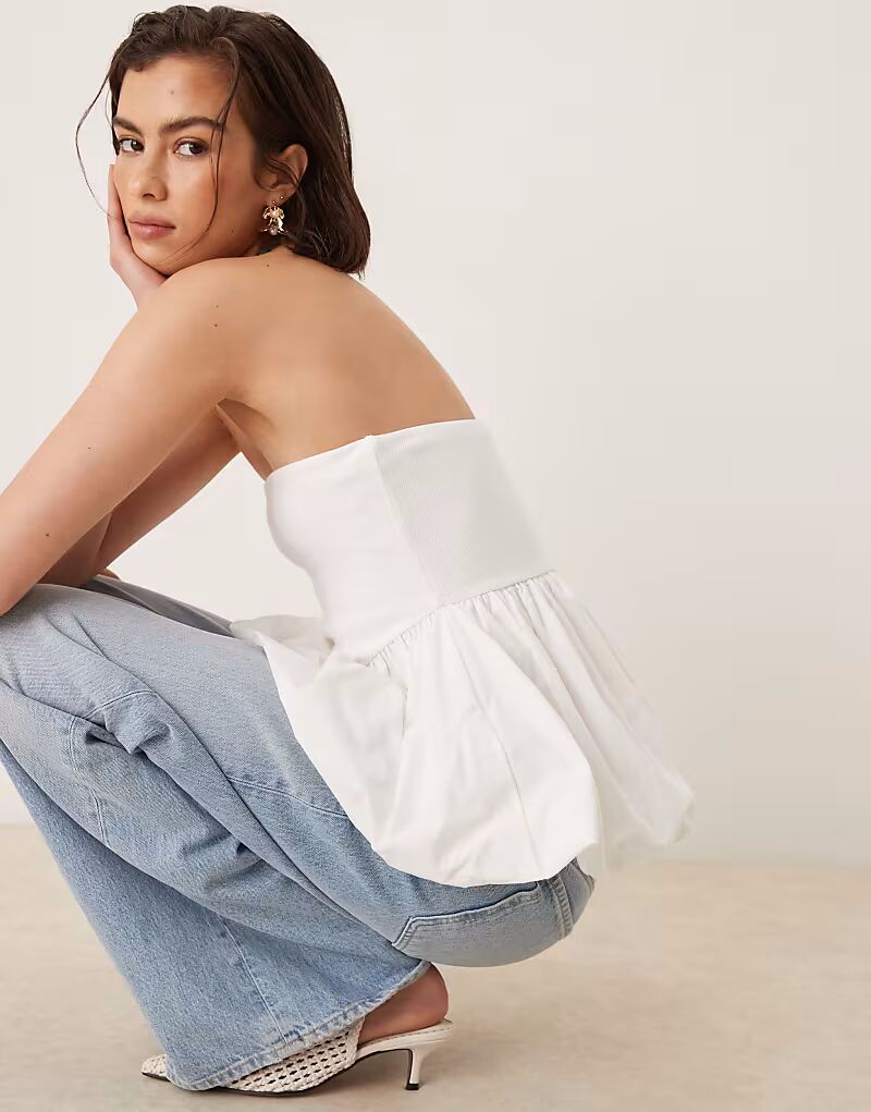 

Топ-бандо с пышным подолом белого цвета Yas