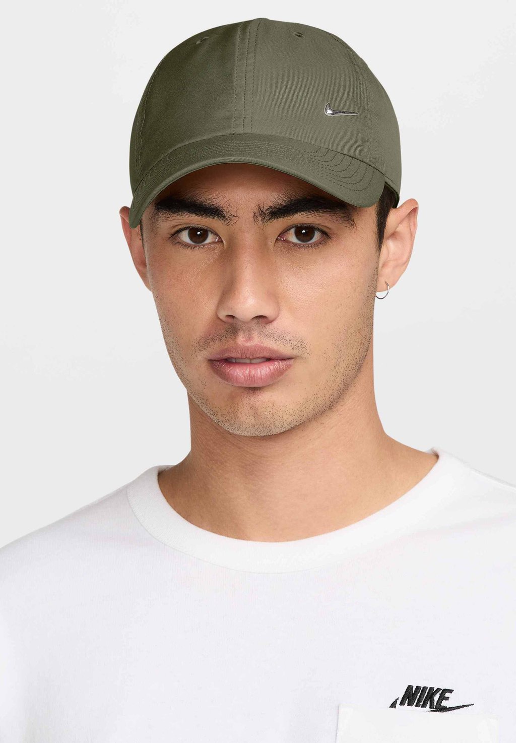 

Бейсболка CLUB Nike Sportswear, оливковый