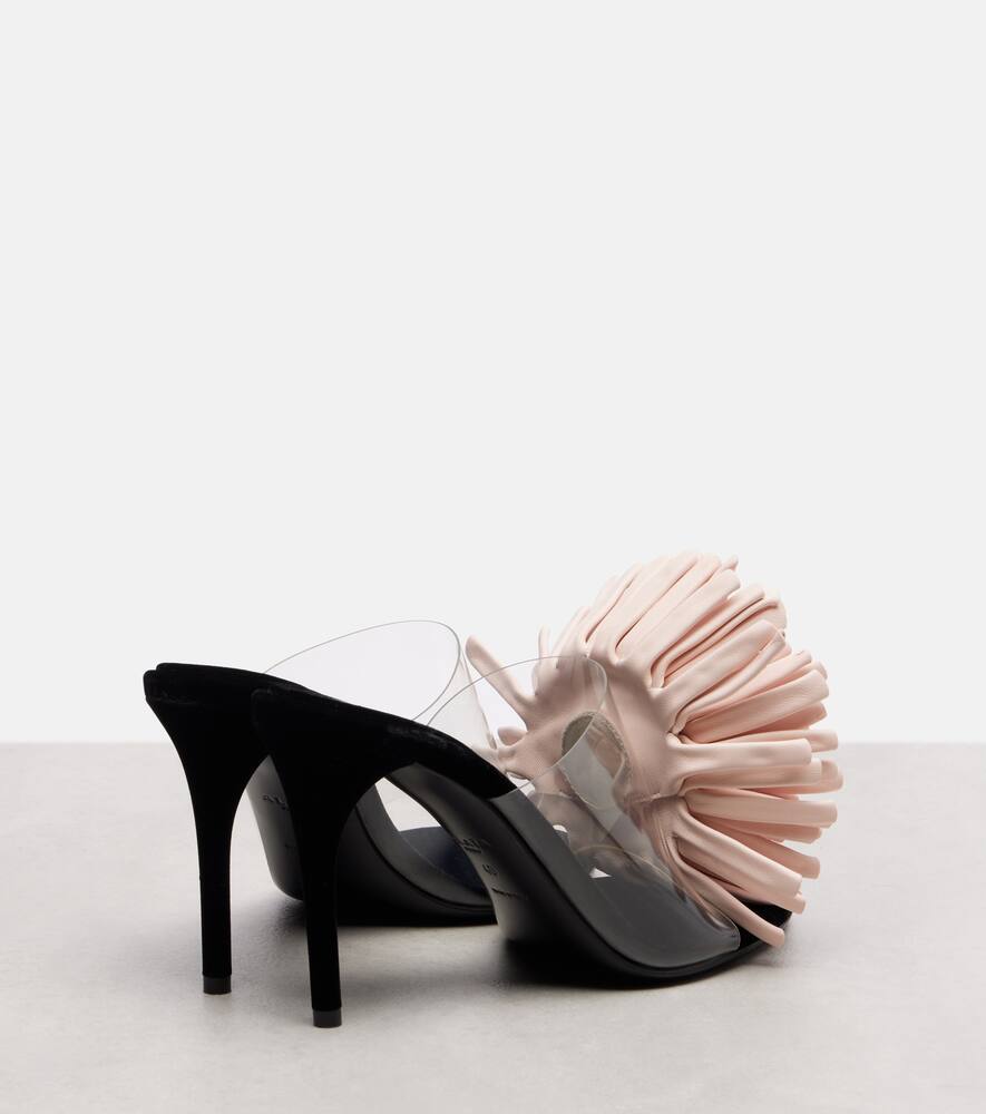 Асимметричные мюли с цветочной аппликацией Alaïa, Rose Pale — фото 2