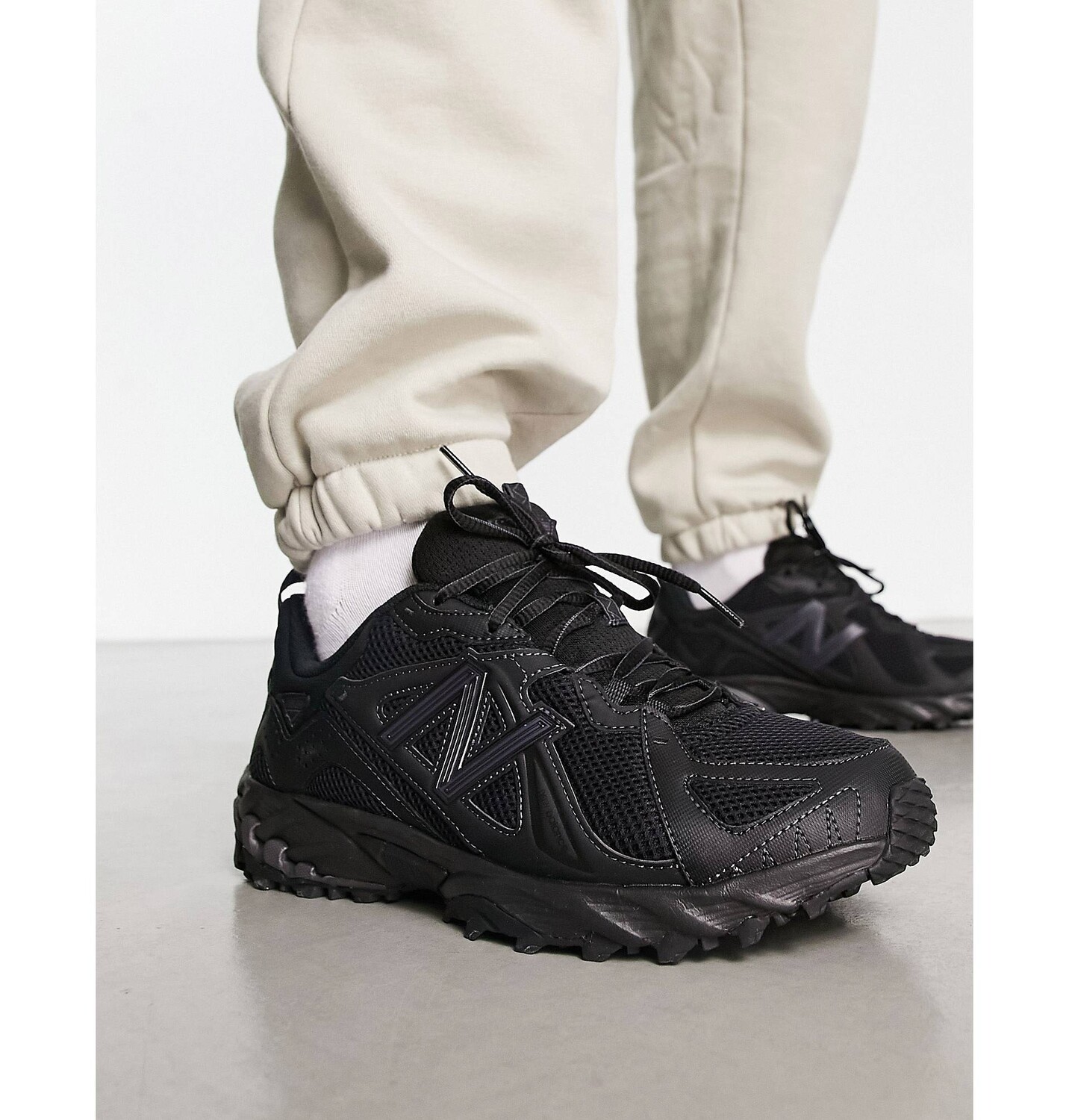 

Кроссовки New Balance 610 в тройном черном цвете, Черный, Кроссовки New Balance 610 в тройном черном цвете