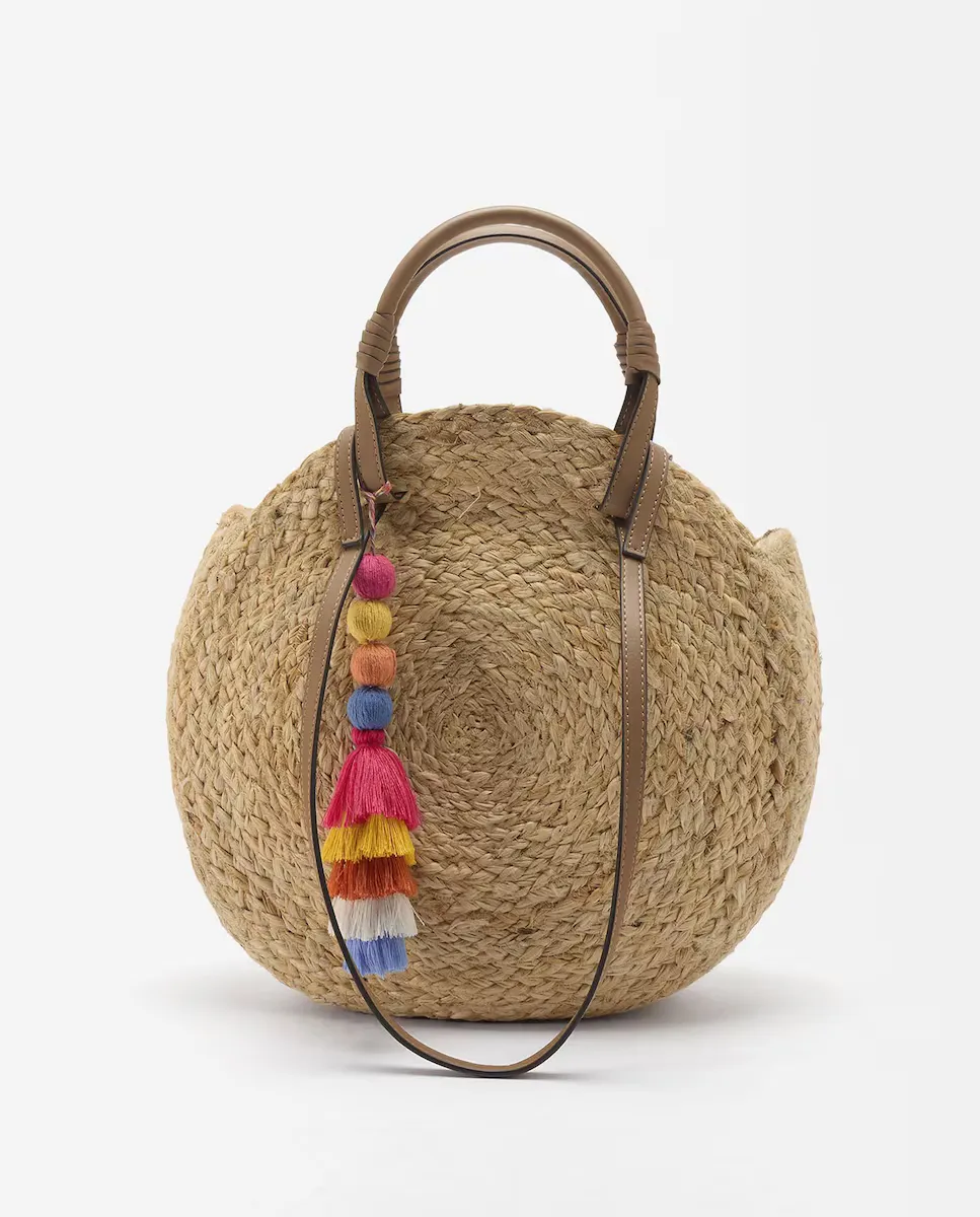 

Однотонная круглая сумка через плечо в стиле шоппер, трансформируемая в плечо, с декоративной бусиной Parfois, коричневый