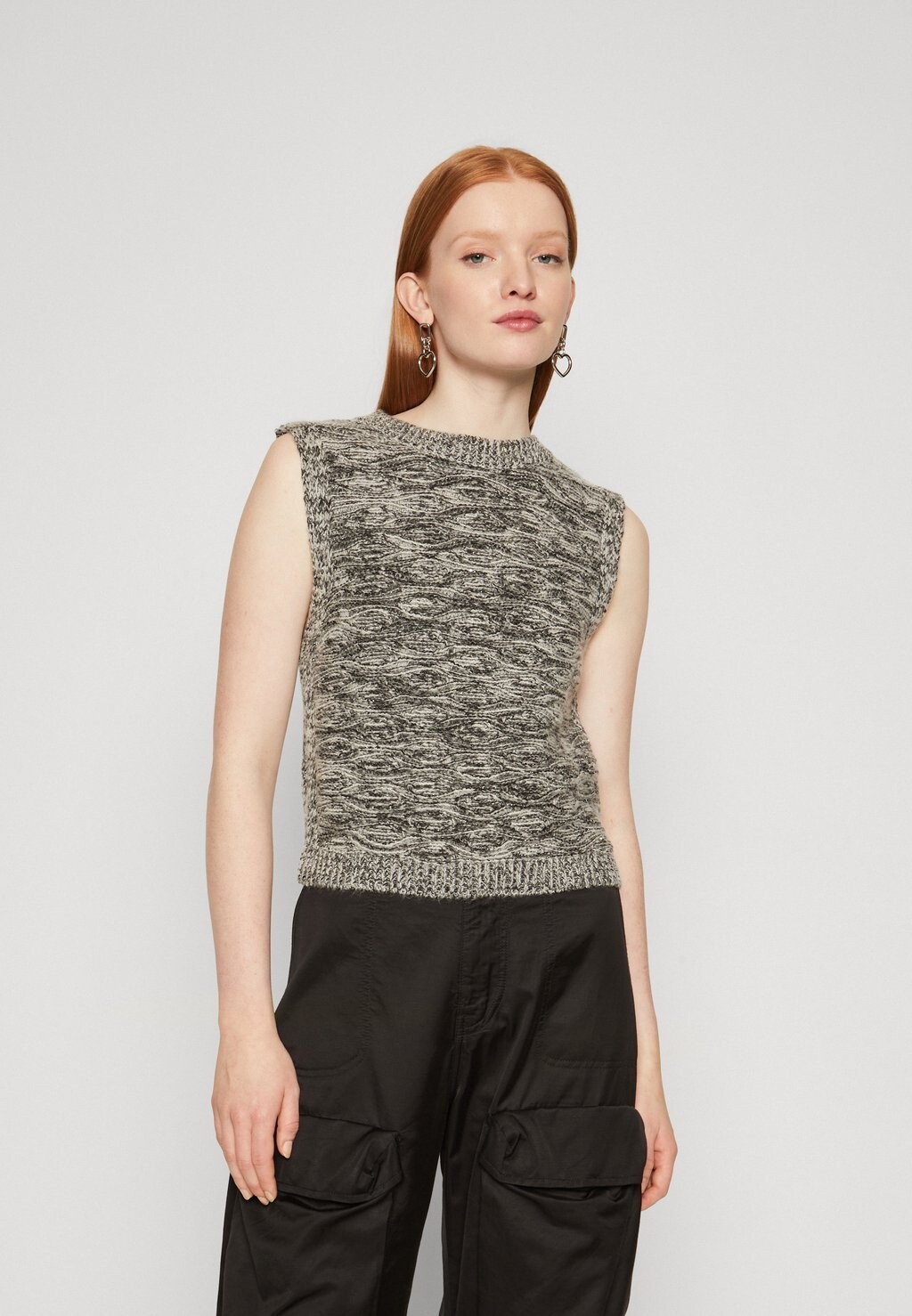 

Свитер Onlophilia Glitter ONLY, цвет medium grey melange/silver