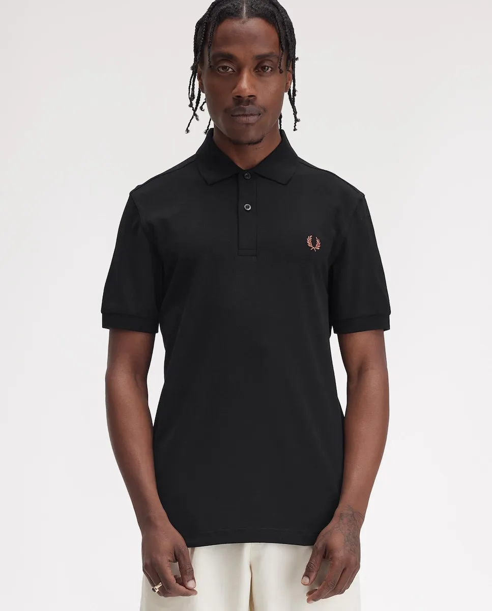 

Мужская однотонная футболка поло из хлопкового пике с коротким рукавом Fred Perry, черный