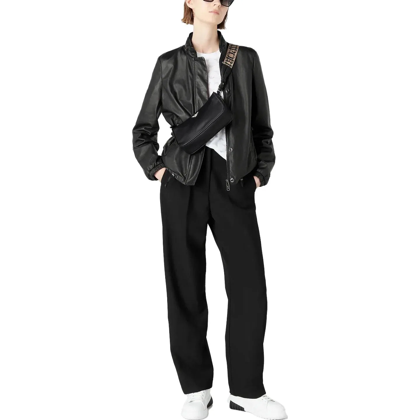 Футболка белая EMPORIO ARMANI с круглым вырезом — фото 4