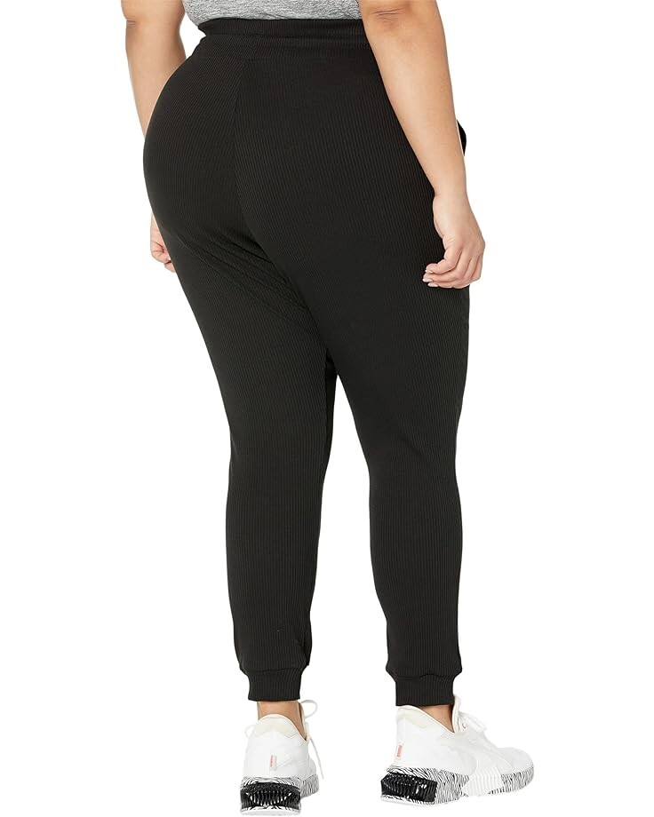 

Брюки PUMA Plus Size Classics Ribbed Slim Pants, цвет Cotton Black