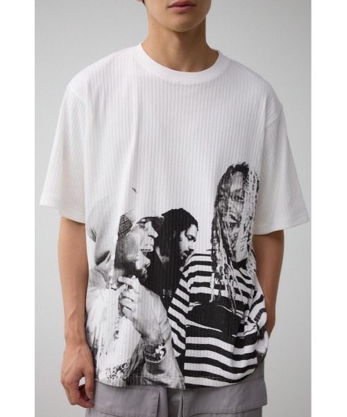 

Фотопринт, крой сверху, бренд AZUL BY MOUSSY, белый