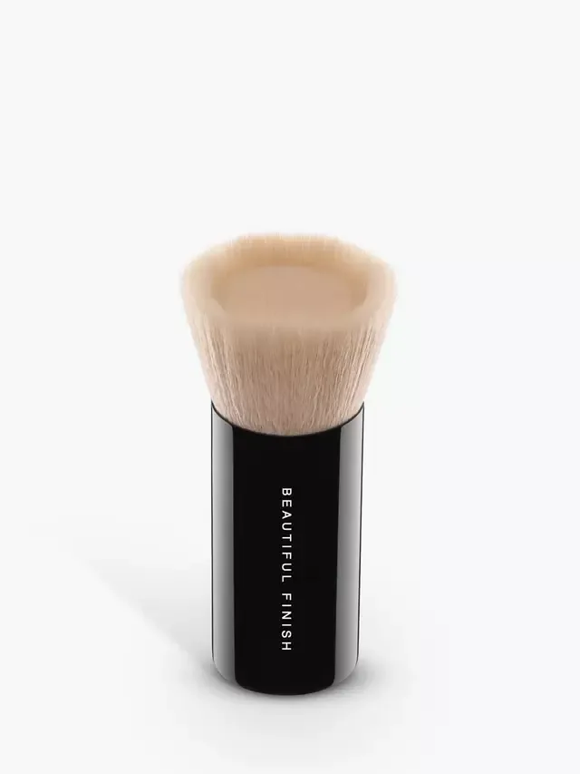 Красивая финишная кисть bareMinerals