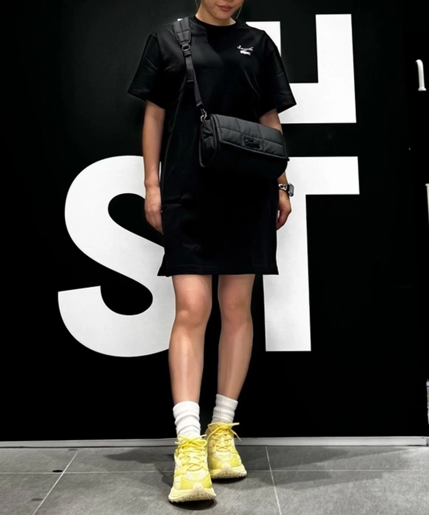 Платье-футболка LACOSTE оверсайз, хлопковое, зелёное — фото 2
