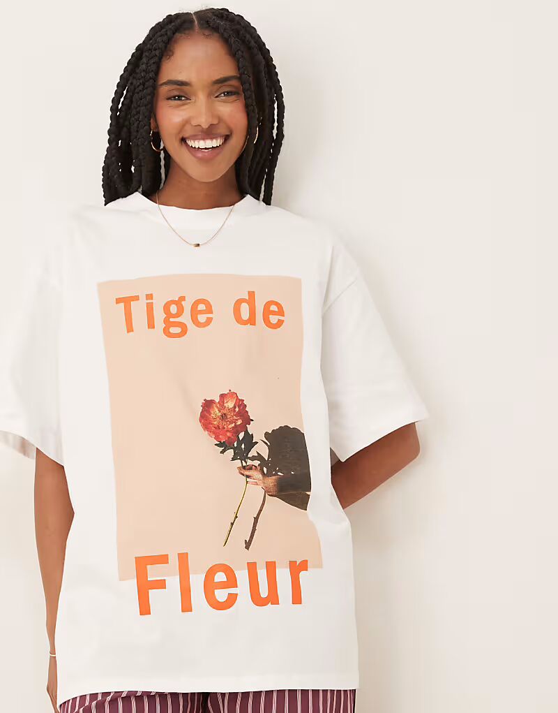 

Футболка ASOS DESIGN свободного кроя с принтом tige de fleur белого цвета
