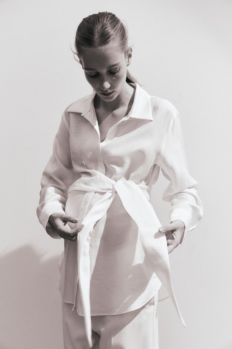 

Блузка-Рубашка Mama до и после с завязками H&M, белый