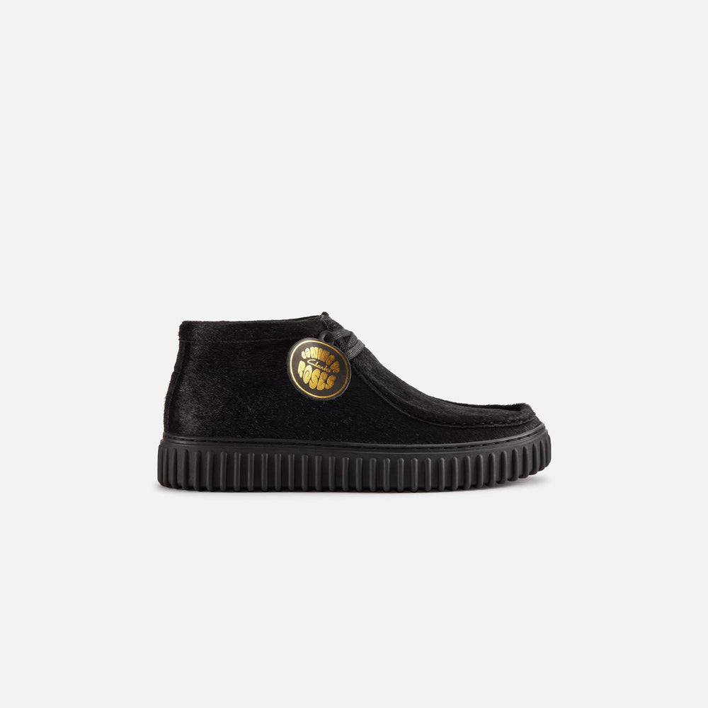 

Кроссовки Clarks x Martine Rose Torhill Hi, цвет Black Interest Leather