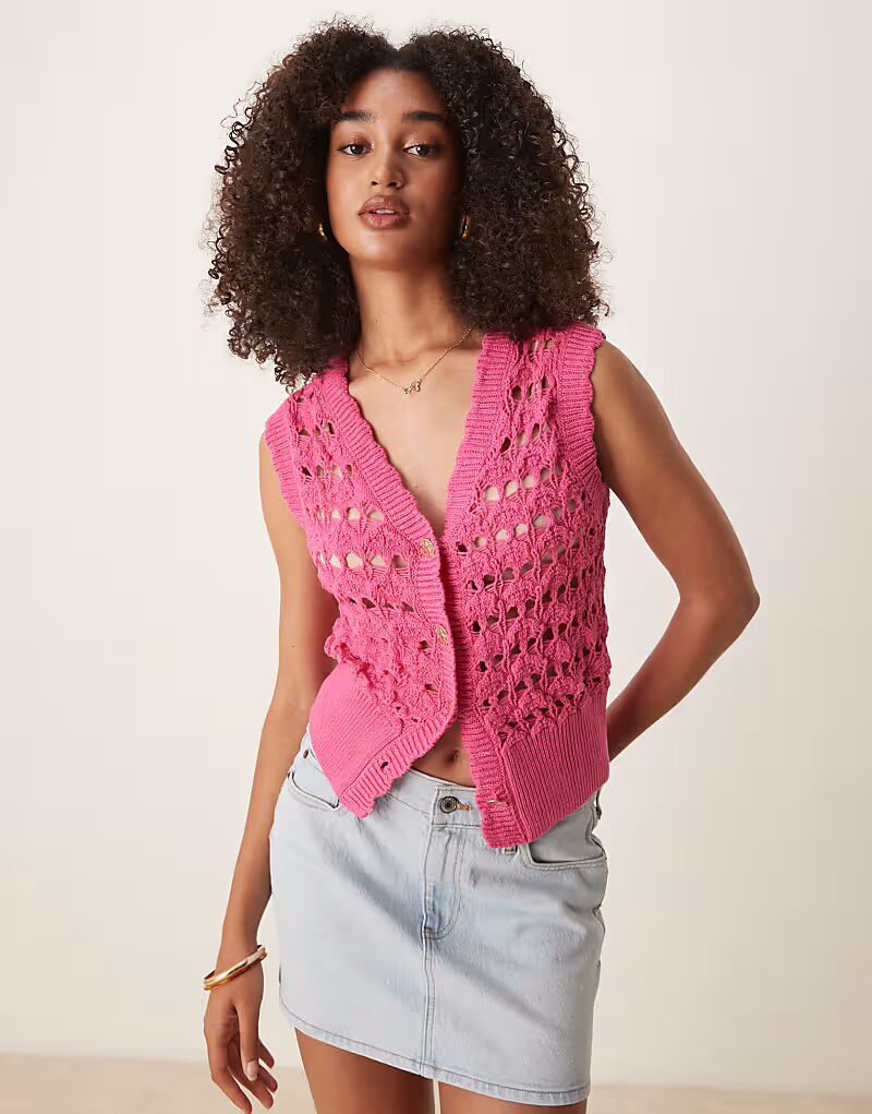 

Жилет крючком ASOS DESIGN с фестончатой ​​отделкой и серебряными пуговицами розового цвета