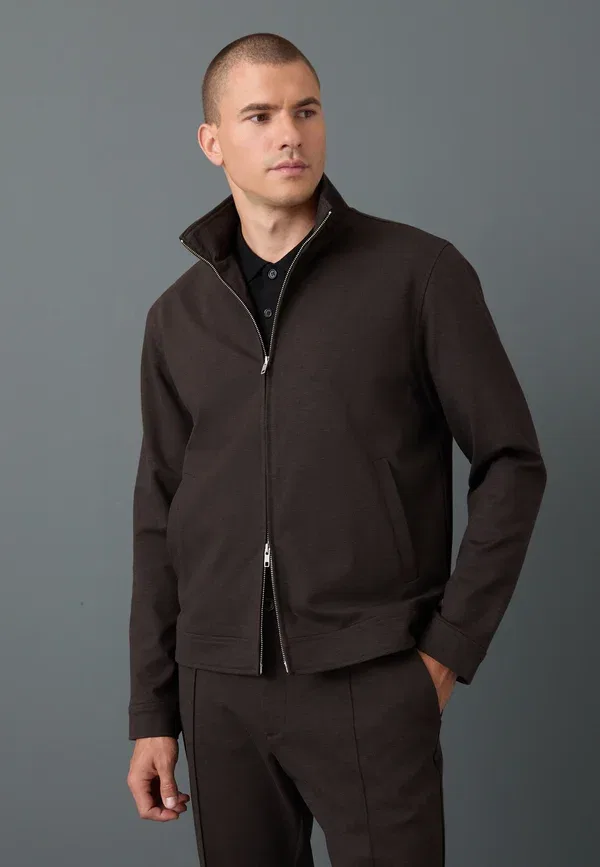 Куртка Regular fit funnel light jacket Next, коричневый — фото 3