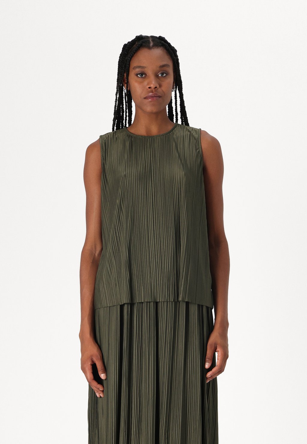 

Топ UMA Samsøe Samsøe, темно-зеленый