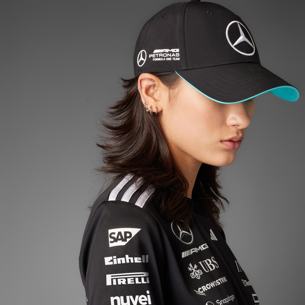 

Кепка Adidas Mercedes - AMG Petronas Formula One Team Driver Cap, черный/белый
