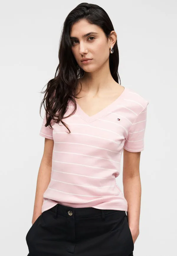 Выстиранные обычные шорты-чиносы Tommy Hilfiger, Black — фото 4