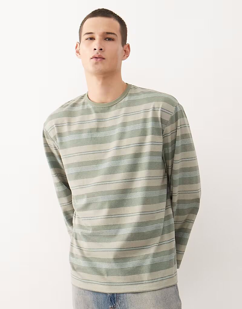 

Укороченная футболка свободного кроя с длинными рукавами в нейтральных и хаки полосках Reclaimed Vintage