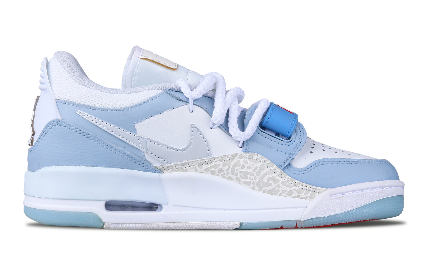 

Женские баскетбольные кроссовки Jordan Legacy 312 Vintage, Sky Blue